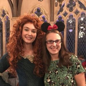 Meet your Posher, Saana